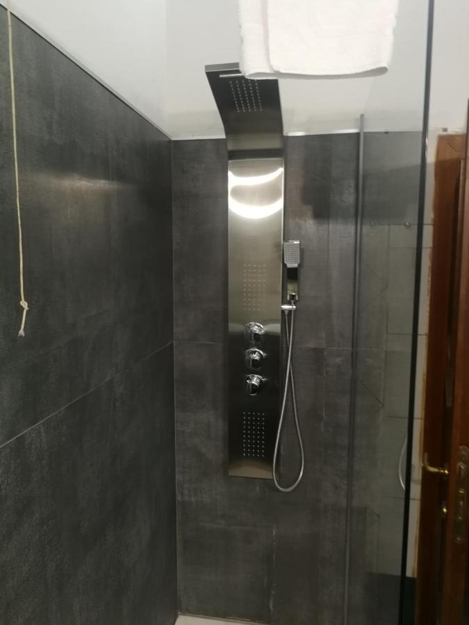 Magenta Luxury Fico Pensión 2*