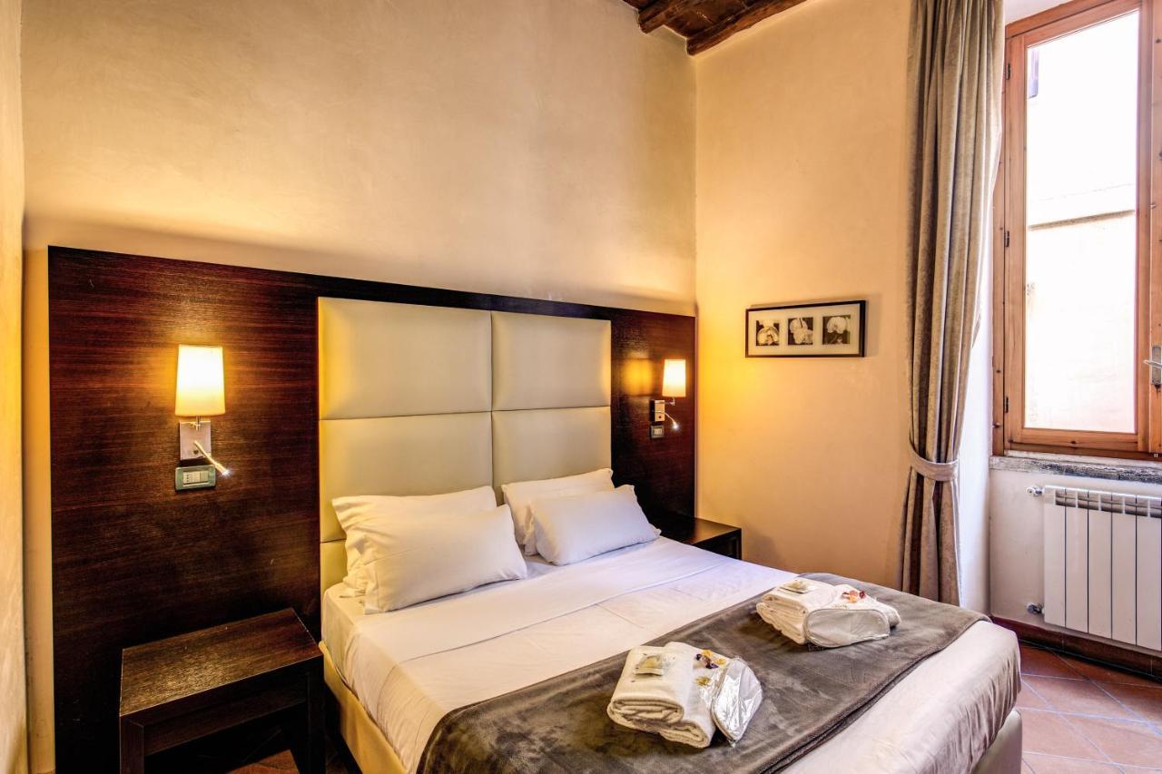 Magenta Luxury Fico Roma
